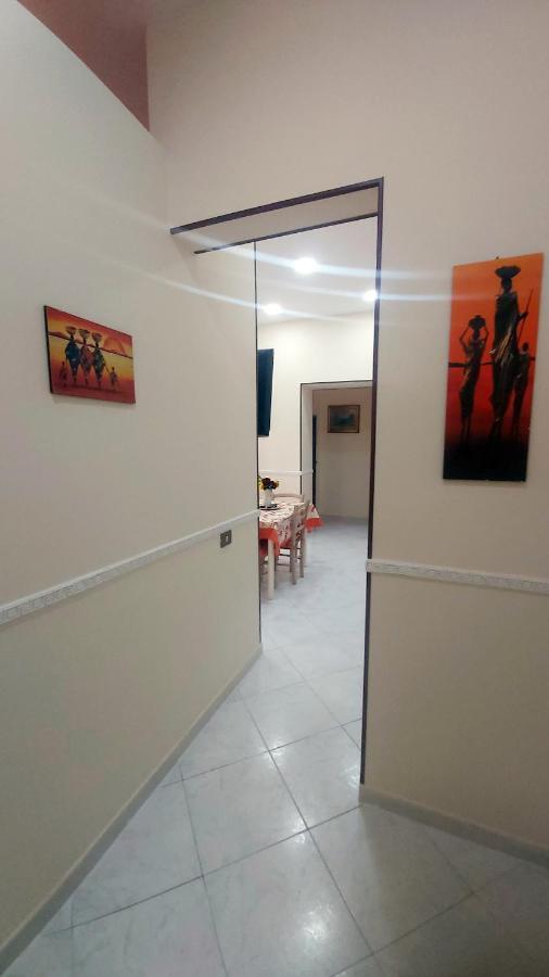 Casa Borbonica Apartment Наполи Екстериор снимка